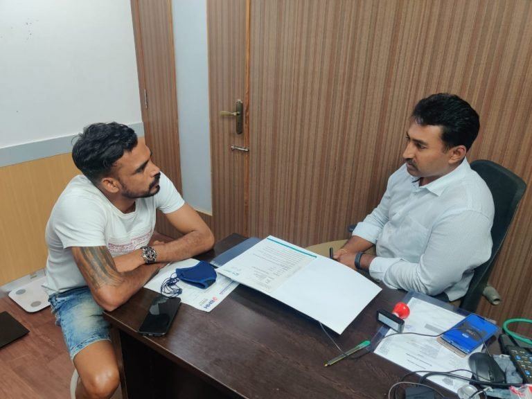 Dr. Bharath consulting with Gopi Thonakal